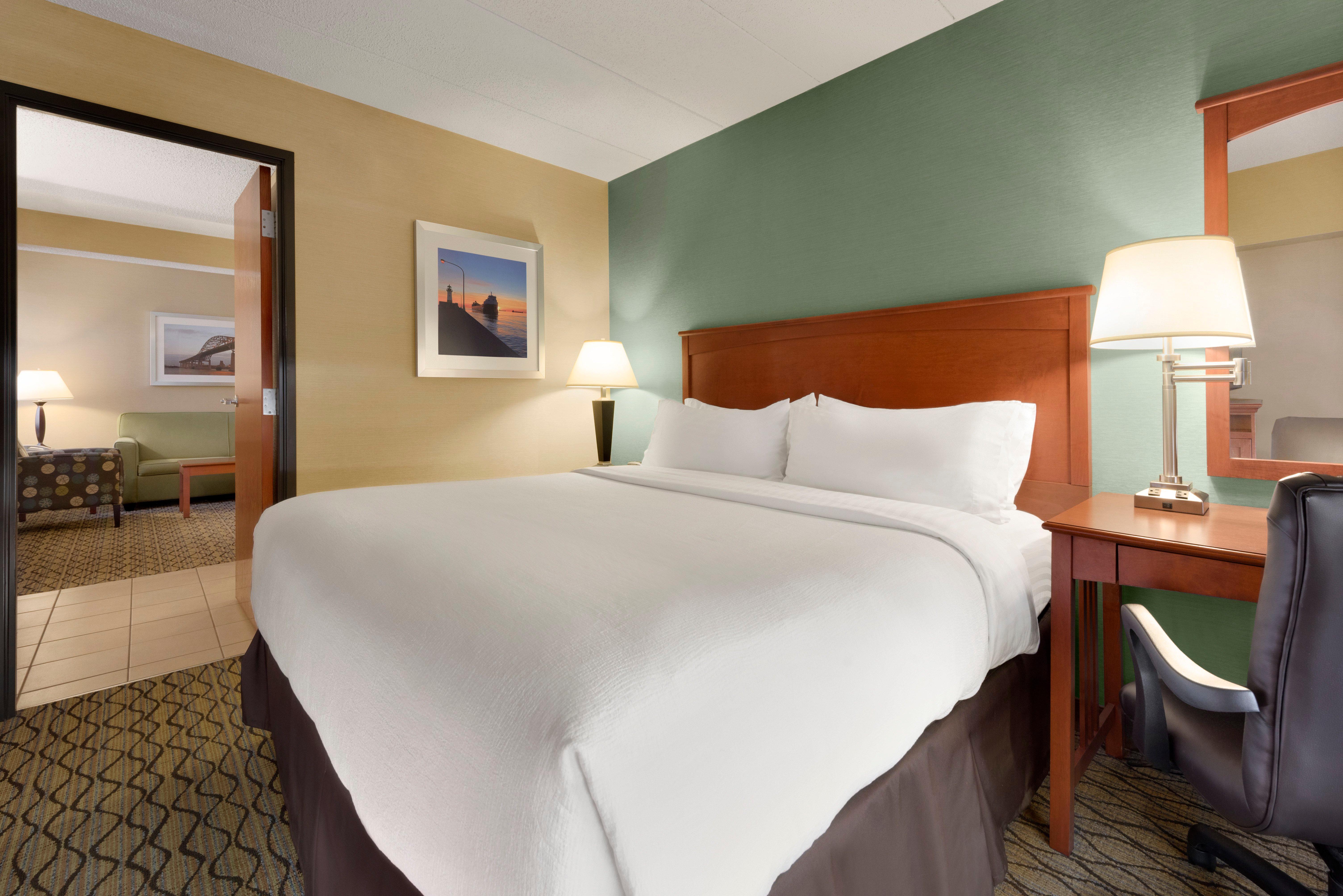 Holiday Inn & Suites Duluth-Downtown By Ihg Exterior photo